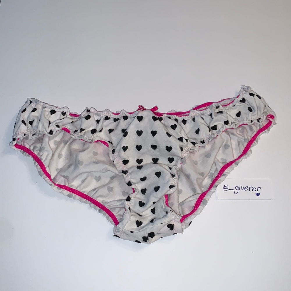 White w Hearts Low Rise Boyshort Ruffles Pink